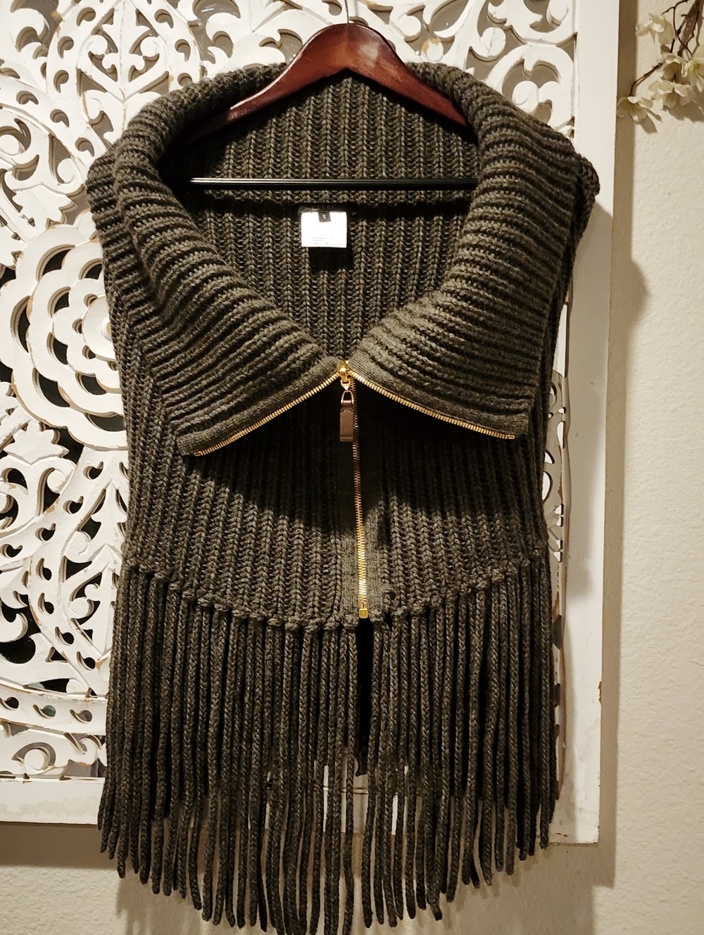 GUCCI ORIGINAL KNITTED PONCHO FRINGE FRONT ZIP OFF SHOULDERS WOOL + ALPACA SMALL - Picture 15 of 17